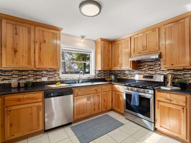 437 Holton Harris Rd, Anacoco, LA 71403