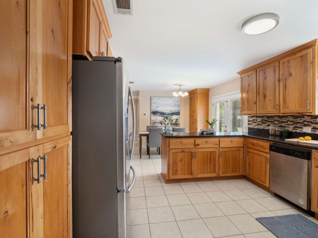 437 Holton Harris Rd, Anacoco, LA 71403