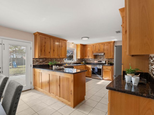 437 Holton Harris Rd, Anacoco, LA 71403