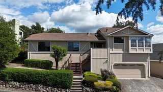 620 Alta Vista Dr, Healdsburg, CA 95448