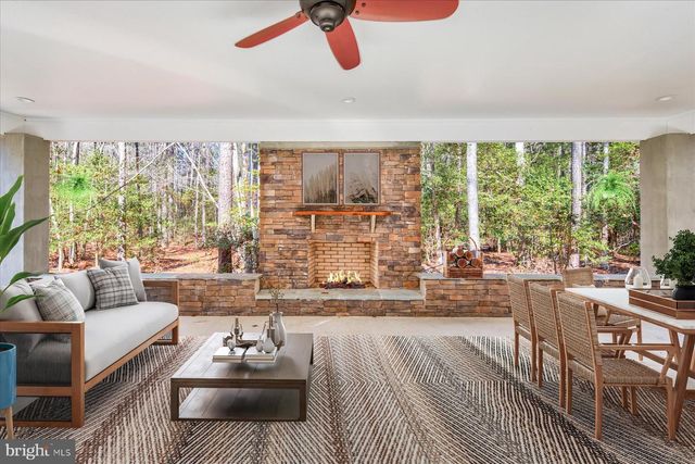 30425 HOLLYMOUNT RD, Harbeson, DE 19951