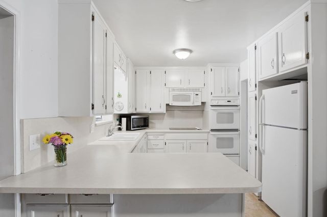 8308 Rexford Dr, Hilmar, CA 95324