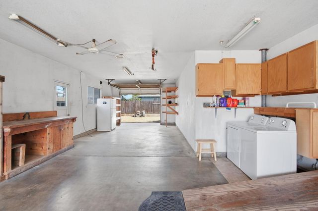 8308 Rexford Dr, Hilmar, CA 95324