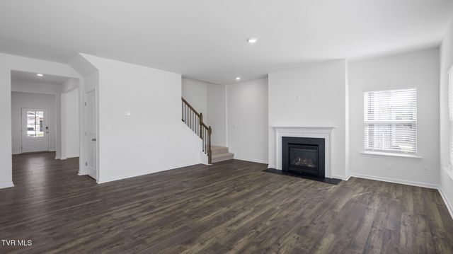 285 Chimney View Loop, Blountville, TN 37617