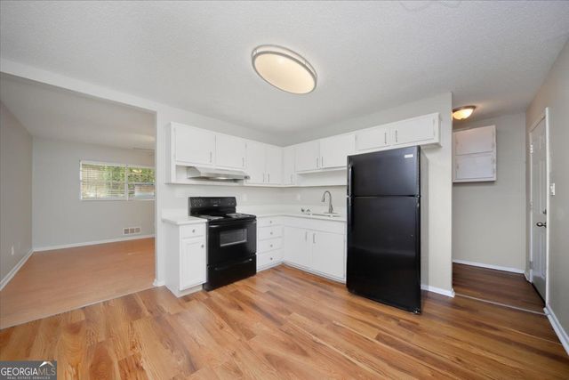 8117 ATTLEBORO Drive, Jonesboro, GA 30238