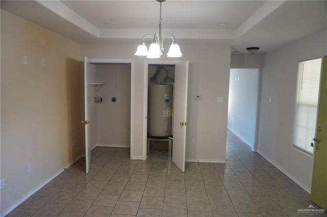 1952 S 33rd Street, Mcallen, TX 78503