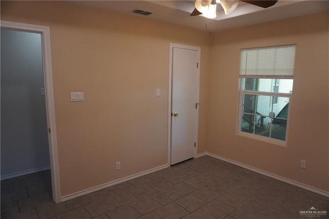 1952 S 33rd Street, Mcallen, TX 78503