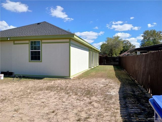 1952 S 33rd Street, Mcallen, TX 78503