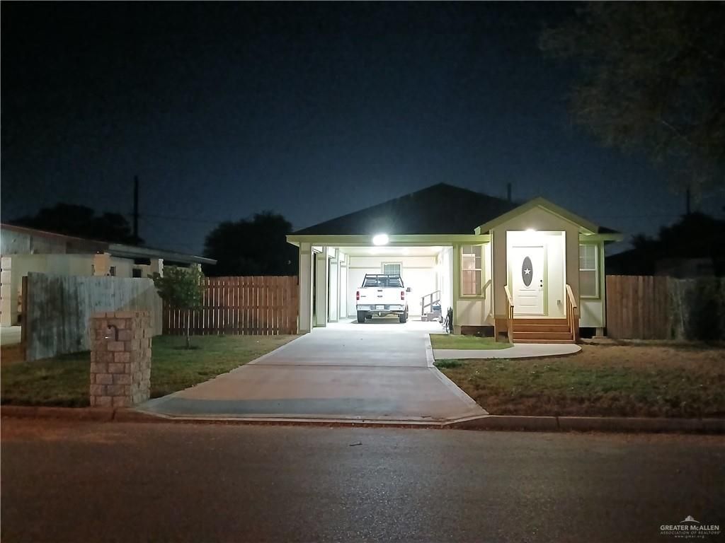 1952 S 33rd Street, Mcallen, TX 78503