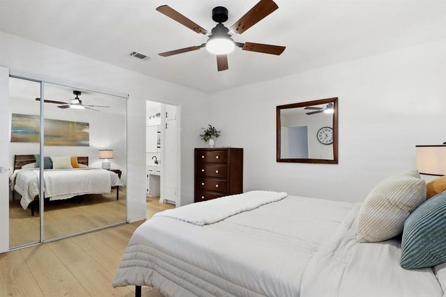 1039 Plover Way, Oceanside, CA 92057