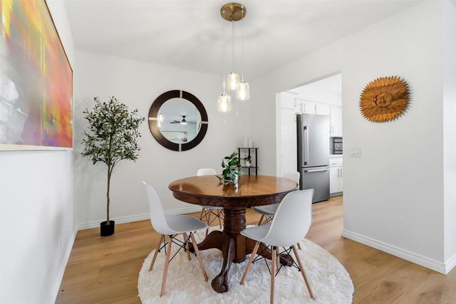 1039 Plover Way, Oceanside, CA 92057