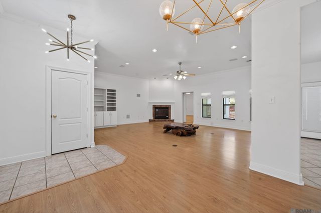 135 Amelia Ln, Covington, LA 70433