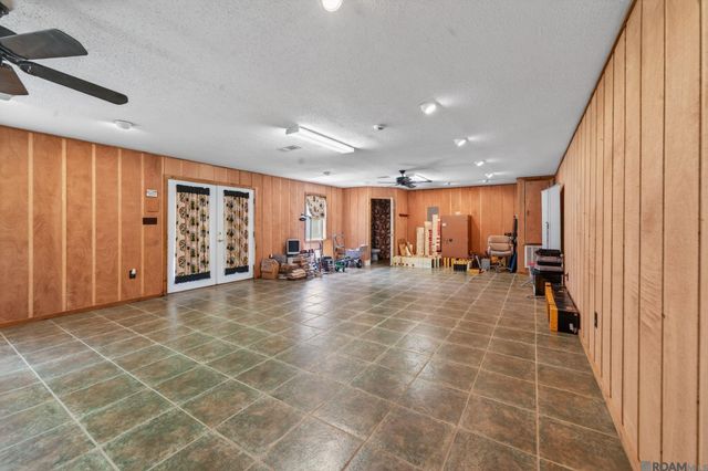 135 Amelia Ln, Covington, LA 70433