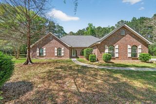 135 Amelia Ln, Covington, LA 70433