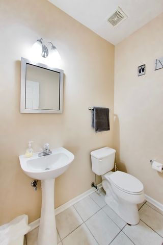 1435 Quincy Bridge Court, Bartlett, IL 60103
