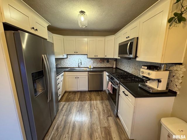 110 BRANDY Drive, Mackinaw, IL 61755