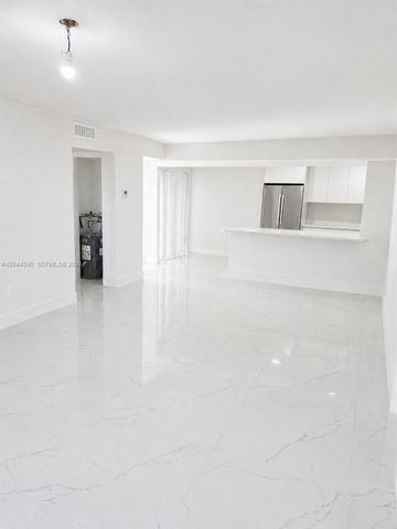 479 NE 210th Cir Ter 101-28, Miami, FL 33179