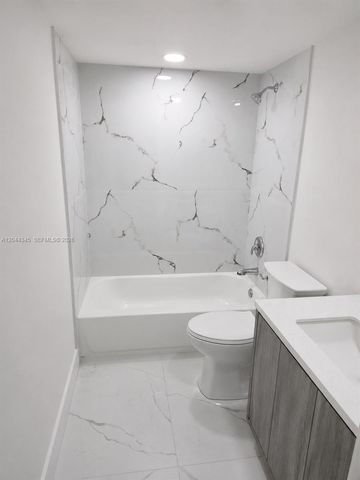 479 NE 210th Cir Ter 101-28, Miami, FL 33179