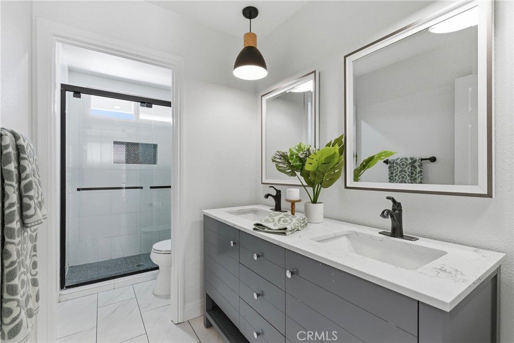 Image 28 of property listing at 24281 Sparrow, Lake Forest, CA 92630