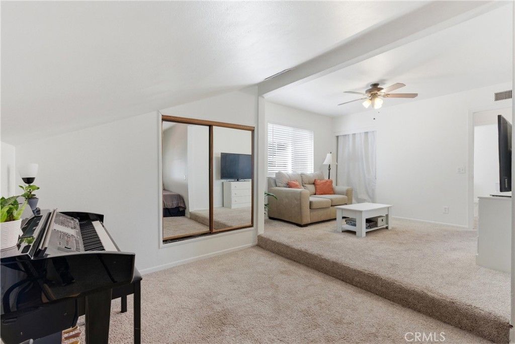 Image 33 of property listing at 24281 Sparrow, Lake Forest, CA 92630