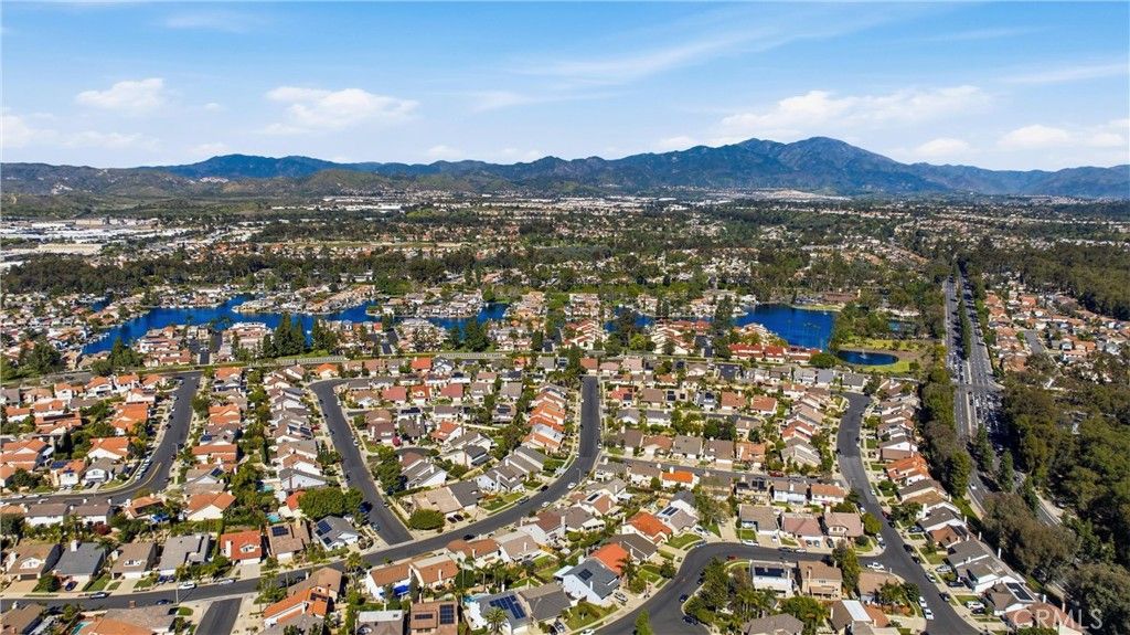 Image 43 of property listing at 24281 Sparrow, Lake Forest, CA 92630