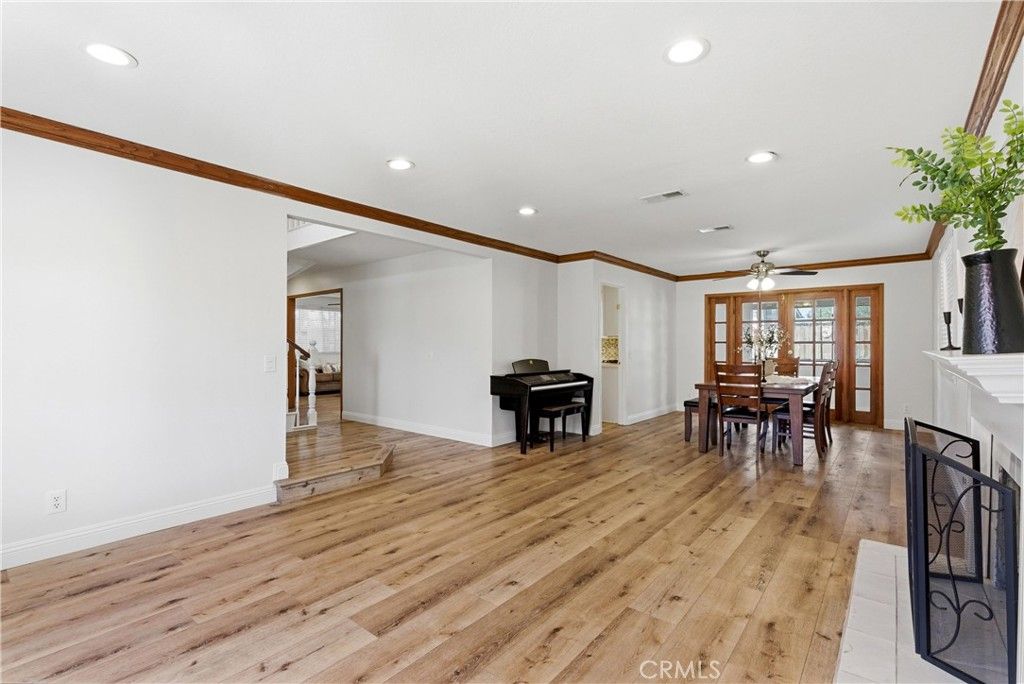 Image 7 of property listing at 24281 Sparrow, Lake Forest, CA 92630