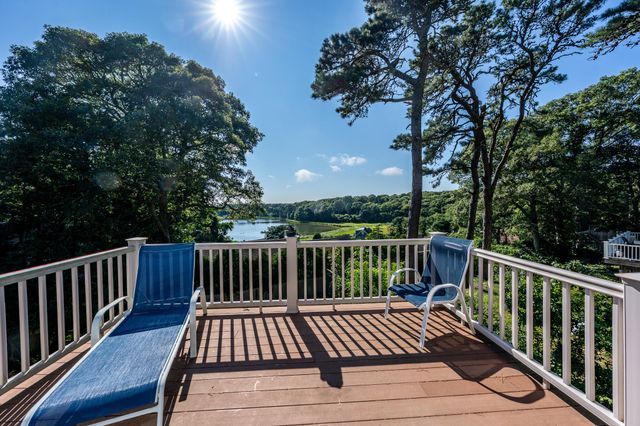 3 Ebb Road, Yarmouth Port, MA 02675