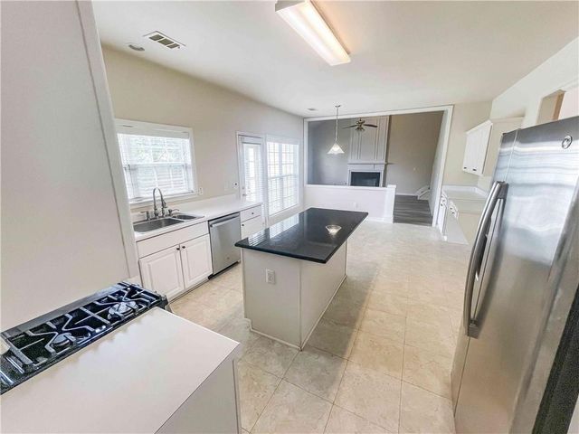 3145 Elmendorf Drive NW, Kennesaw, GA 30144