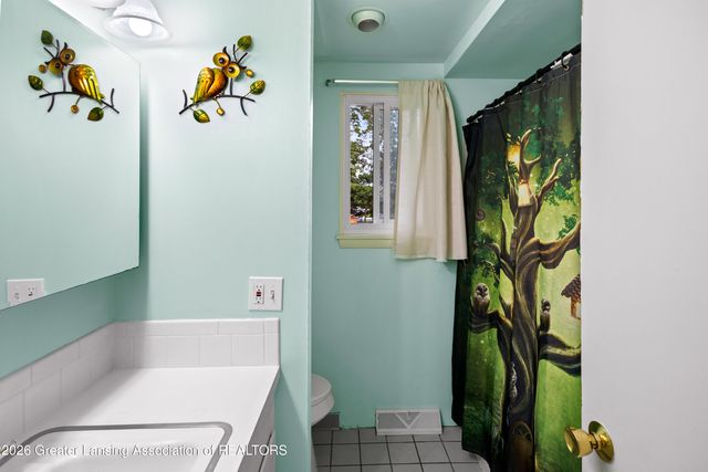2290 Park Lane, Holt, MI 48842