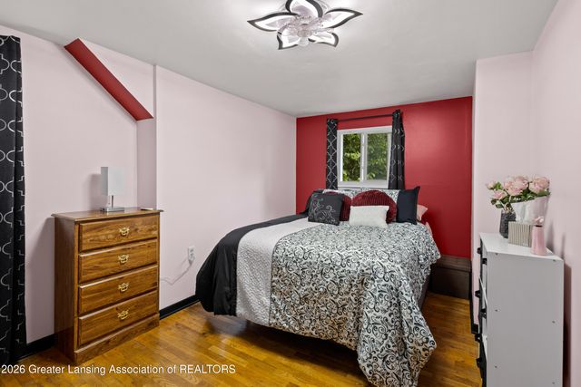 2290 Park Lane, Holt, MI 48842