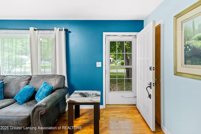 2290 Park Lane, Holt, MI 48842