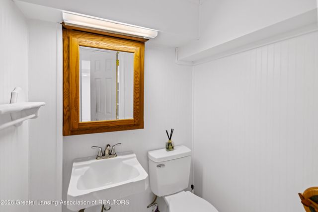 2290 Park Lane, Holt, MI 48842