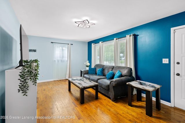 2290 Park Lane, Holt, MI 48842