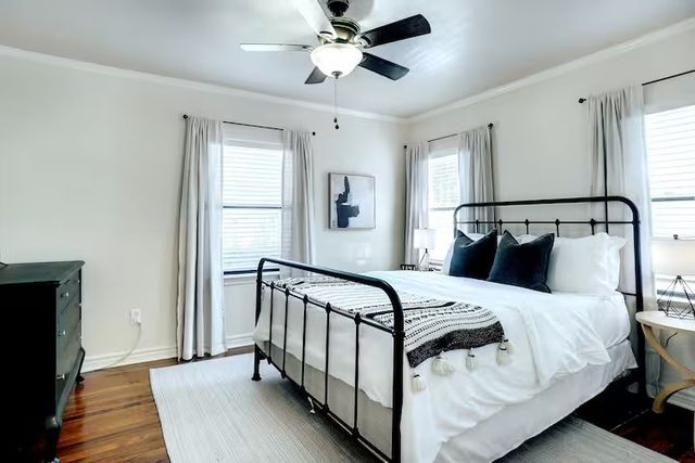 2801 W Bewick Street, Fort Worth, TX 76109