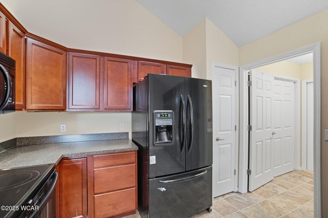 2852 Riverwalk Boulevard, Lima, OH 45806