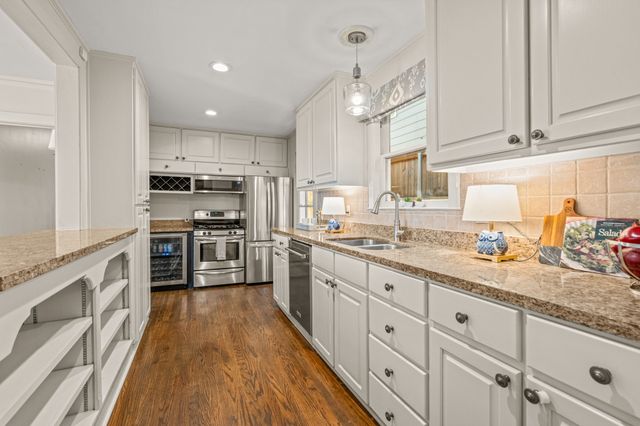 4058 Modlin Avenue, Fort Worth, TX 76107