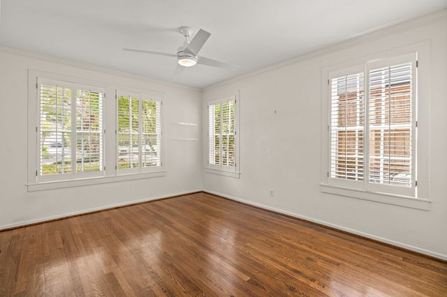 4058 Modlin Avenue, Fort Worth, TX 76107