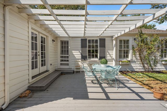 4058 Modlin Avenue, Fort Worth, TX 76107