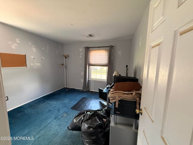 40 Newport Drive, Manalapan, NJ 07726