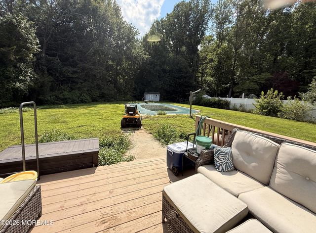 40 Newport Drive, Manalapan, NJ 07726