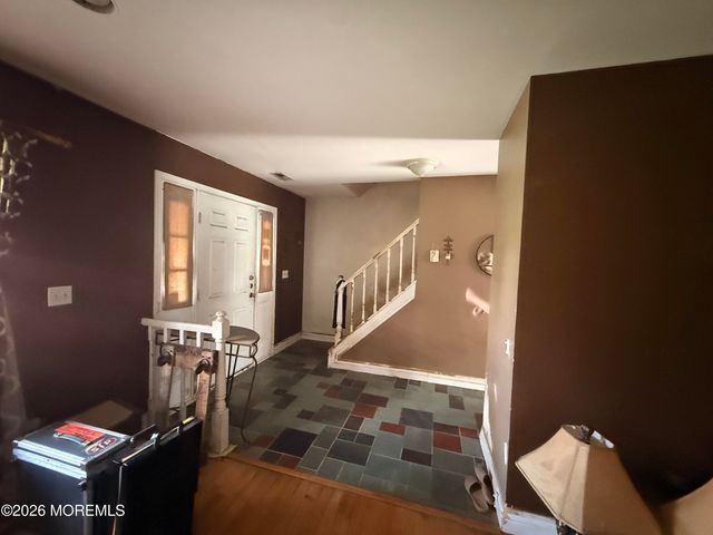 40 Newport Drive, Manalapan, NJ 07726