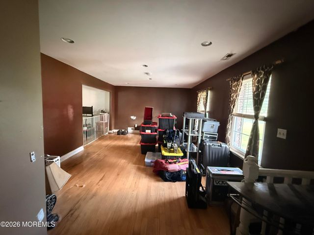 40 Newport Drive, Manalapan, NJ 07726