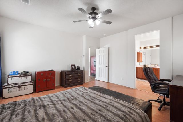 5524 Gladstone Drive NE, Rio Rancho, NM 87144