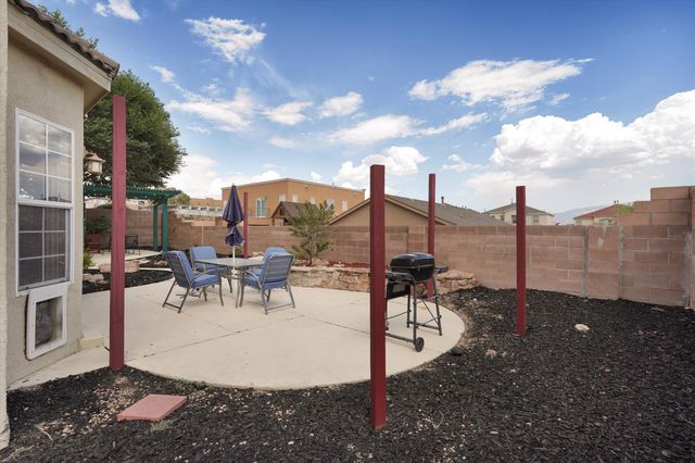 5524 Gladstone Drive NE, Rio Rancho, NM 87144