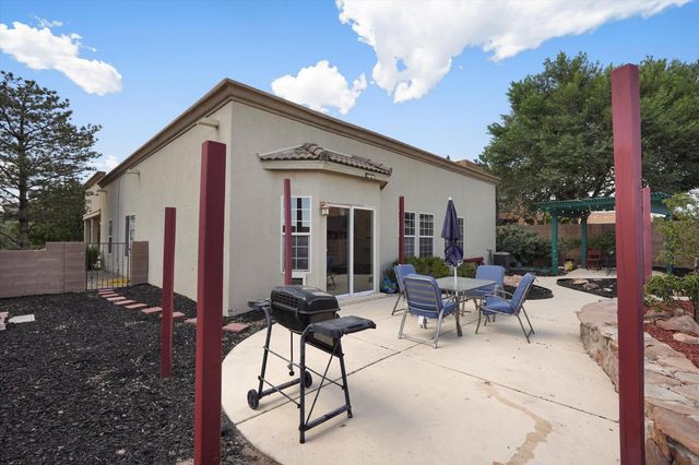 5524 Gladstone Drive NE, Rio Rancho, NM 87144