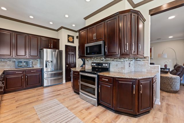 2814 Saint Maria Drive, Mansfield, TX 76063