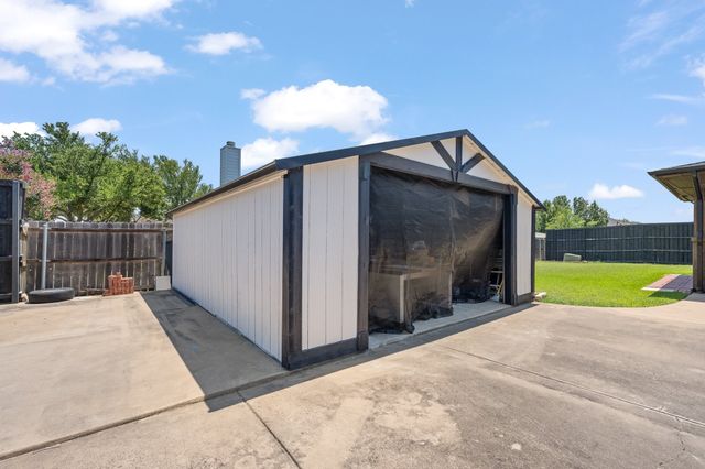 2814 Saint Maria Drive, Mansfield, TX 76063