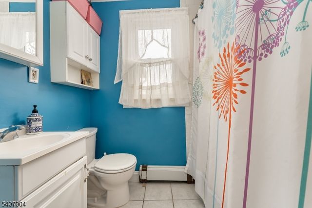 219 Gertrude Ter, Dunellen Boro, NJ 08812