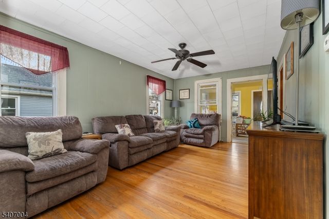 219 Gertrude Ter, Dunellen Boro, NJ 08812