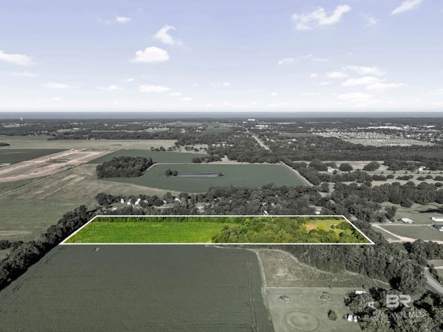 9590 County Road 34, Fairhope, AL 36526
